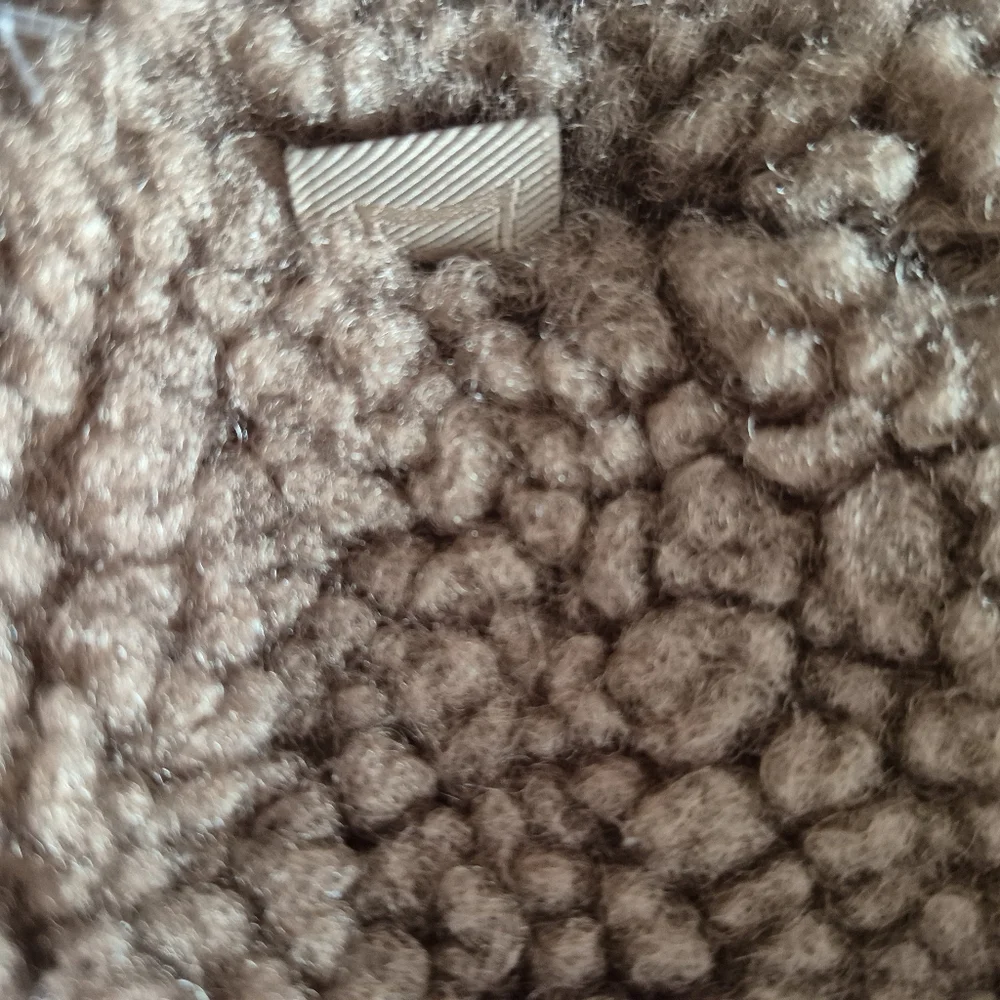 Kit + Ace Taupe Sherpa Full Zip Ribbed Neck And Waist Vest XL - Picture 11 of 12